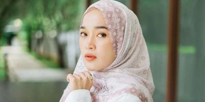 Ririe Fairus Pergi ke Paris, Anaknya Menangis Tak Mau Ikut Ayus Sabyan