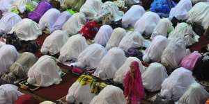 Hukum dan Tata Cara Sholat Tarawih yang Benar agar Ibadahnya Diterima Allah SWT