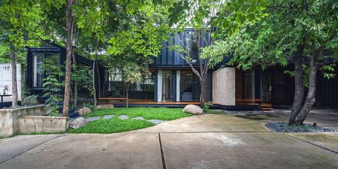 Dikelilingi Pohon, Ada Rumah Paviliun dari Kontainer Asri di Tengah Kota