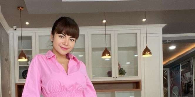 Suara Dinar Candy Membaca Al Quran Bikin Irfan Hakim Menangis