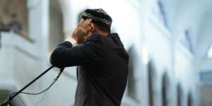 6 Adab Saat Adzan Ashar Berkumandang Serta Keutamaan dan Ancaman Meninggalkan Sholat
