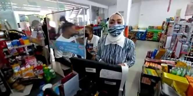 Polosnya Angelina Sondakh Jajan ke Minimarket Usai Bebas dari Penjara: di Lapas Cuma Ada Es Teh