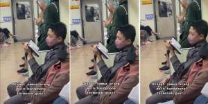 Baca Alquran di KRL, MasyaAllah Pemuda Ini Banjir Pujian Netizen