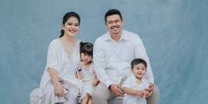 Kahiyang Bagikan Momen Kocak Suami dan Putrinya yang Sedang Perawatan