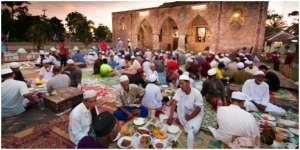7 Hal yang Harus Dihindari saat Bulan Ramadan, Salah Satunya Melewatkan Sahur