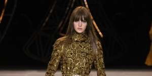 Sejarah Paris Fashion Week dan Cara Kurasi Brand Mode yang Layak Tampil