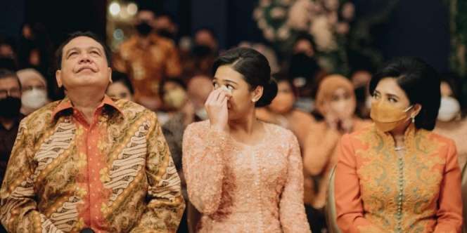 Sosok Calon Suami Putri Tanjung, Profesi Ayahnya Tak Kalah Mentereng