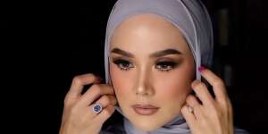 Manglingin Banget! Potret Mulan Jameela yang Dikira Olla Ramlan
