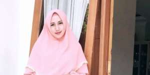 Foto-Foto Bareng Caisar YKS Hilang, Postingan Almaratu Intan Isyaratkan Sudah Cerai?