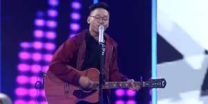 8 Potret Lawas Indra Kenz Saat Audisi The Voice Indonesia, Penampilannya Beda Banget!