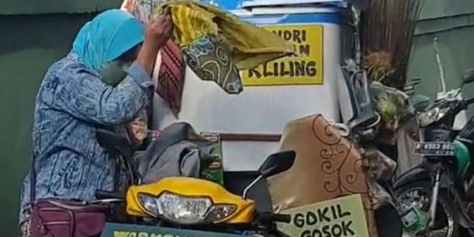 Ibu Ini Cari Nafkah dengan 'Motor Ajaib': Bisa Laundry, Setrika, hingga Sediakan Siomay