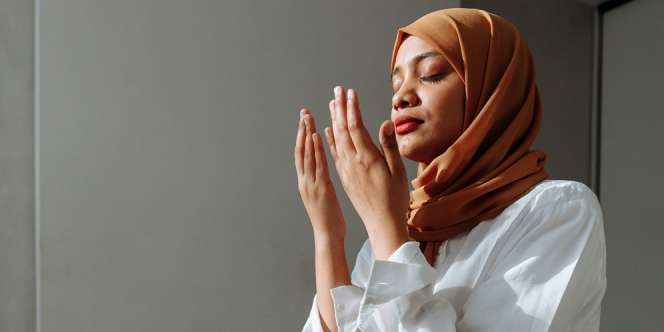 Bacaan Doa Seribu Dinar Arab Beserta Artinya, Insya Allah Dimudahkan Rezeki