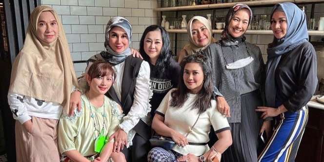 10 Potret Geng Arisan Artis 90-an, Ada yang Jadi Istri Kedua Hingga Jomblo di Usia 56 Tahun