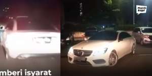 Viral Mobil Mercy Halangi Ambulans yang Bawa Ibu Hendak Lahiran, Ramai-Ramai Dihujat Netizen