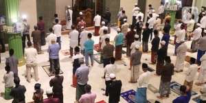 Perdebatan Klasik Jumlah Rakaat Sholat Tarawih, Ini Penjelasan Para Ulama 4 Mazhab