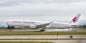 Pengakuan Saksi Mata Detik-Detik Jatuhnya Pesawat Boeing 737-800 China Eastern, Menukik Tajam dari Ketinggian 8.869 Meter dalam 3 Menit