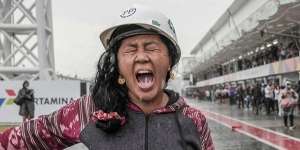 Viral Aksi Mba Rara di MotoGP Mandalika, Ternyata Profesi Pawang Hujan juga Wajib Lapor SPT, Berapa Potongannya?
