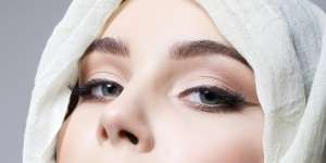Tutorial Membuat Tren 'Ombre Brow' untuk Tampilan Alis yang Bold