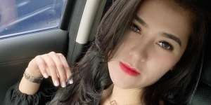 8 Potret Terbaru Bunga Niari, Mantan Istri Pertama Andika Kangen Band yang Jarang Terekspos!