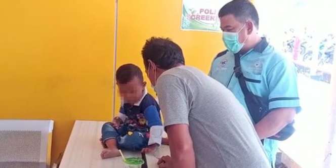 Tidak Ada Obatnya, Ternyata Ini Penyebab Balita di Bekasi Hobi Makan Kertas dan Styrofoam