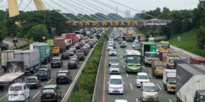 Mulai 1 April 2022 Mobil dengan Kecepatan 120 Km/Jam di Jalan Tol Kena Tilang