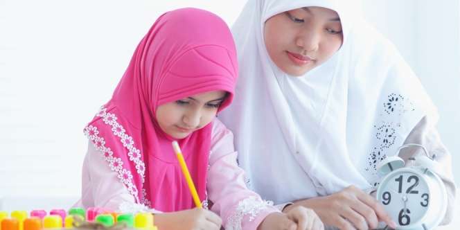 3 Kendala yang Kerap Dihadapi Moms Saat Mendampingi Anak Sekolah Online