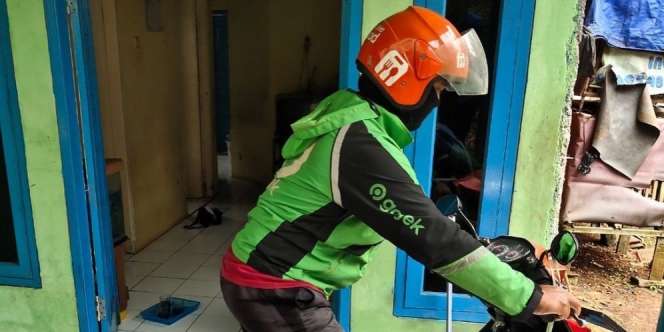 Kisah Tangguh Driver Ojol Difabel Satu Kaki Hidupi Keluarga: Kalau Saya Nyerah Semuanya, Selesai Sudah