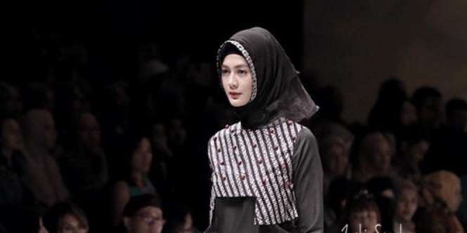 Punya Aura Model Internasional, Zaskia Sungkar Awalnya Mengira Paula Verhoeven Wanita Bule