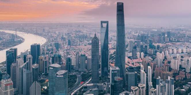 Shanghai Mendadak Sepi karena Lockdown, Covid-19 Makin Parah?