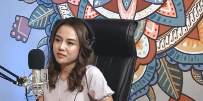 Medina Zein Akui Sudah Tak Serumah dengan Suami