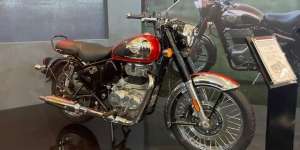 Royal Enfield Debut Classic 350 di IIMS 2022