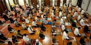 Niat Sholat Tarawih dan Witir di Bulan Ramadhan Serta 7 Keutamaannya Sebagai Penyempurna Ibadah Wajib