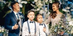 Ademnya Keluarga Baru Melanie Putria dan Aldico