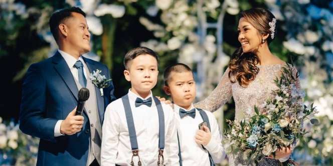 Ademnya Keluarga Baru Melanie Putria dan Aldico