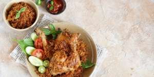 Berbahan Dasar Ayam, Aneka Masakan Lezat di Jakarta Ini Bikin Semangat Bangun Sahur