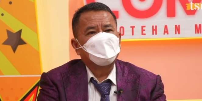 Hotman Paris Mengaku 'Pisah Ranjang' dengan Istri