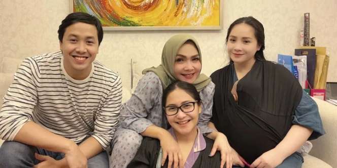Rieta Amalia Gugat Cerai Suami, Raffi Ahmad dan Nagita Slavina Lakukan Ini