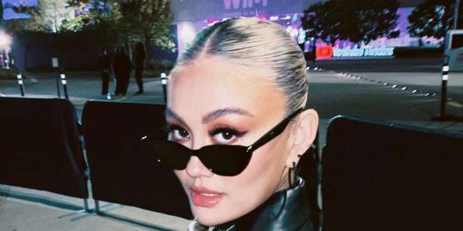 5 Potret Style Terbaru Agnez Mo yang Tuai Sorotan