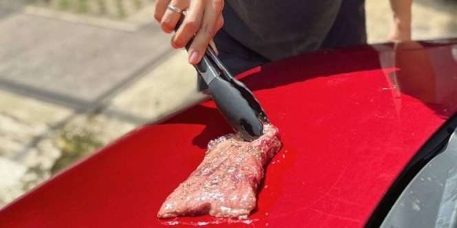 Daging Steak Dimasak 4 Jam di Kap Mobil, Hasilnya Tak Terduga