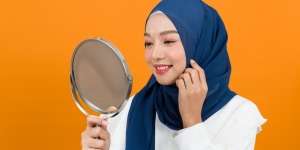 Tutorial Makeup Glamor untuk Acara Buka Puasa