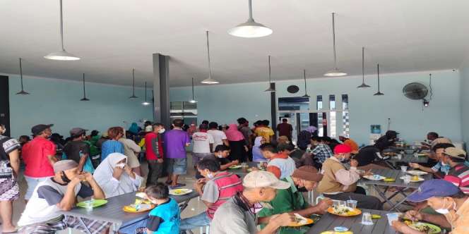 Rumah Makan Gratis Purwokerto, Hikayat dr Edy Priyanto dan Istri