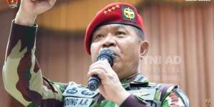 Rombongan Kasad Jenderal Dudung Kecelakaan di Merauker, 1 Meninggal Dunia
