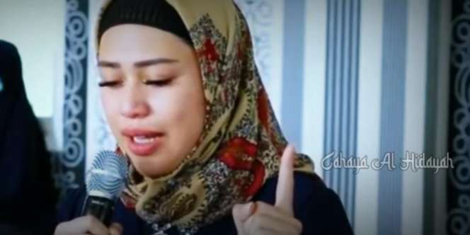 Terpesona Suara Azan, Dokter Kecantikan Ini Putuskan Kembali ke Islam