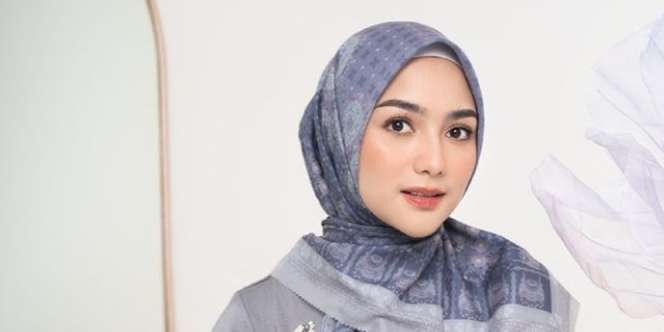 Citra Kirana Tampil Flawless dengan 4 Gaya Makeup
