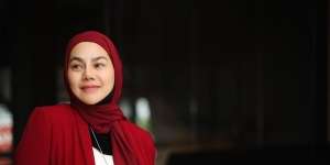 Adem! Sarita Abdul Mukti Ikut Rayakan Ultah Mantan Suami Bareng Keempat Anaknya