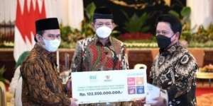 BSI Ukir Sejarah Pembayaran Zakat Rp122,5 Miliar, 82% Berasal dari Laba Perusahaan