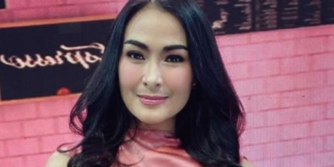 Tak Dibully Lagi, Iis Dahlia Berhasil Bawakan Lagu Ramadan Tiba Tanpa Salah lirik