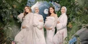 4 Seleb yang Hamil Bareng Bikin Foto ala Bidadari 
