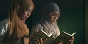 Ciri-Ciri Datangnya Malam Lailatul Qadar dan Amalan yang Dianjurkan untuk Meraihnya
