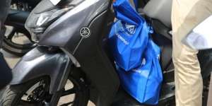 Angkut Banyak Barang Pakai Motor Matic? Perhatikan Tips Berikut Ini